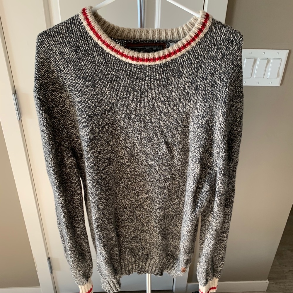 Roots sweater